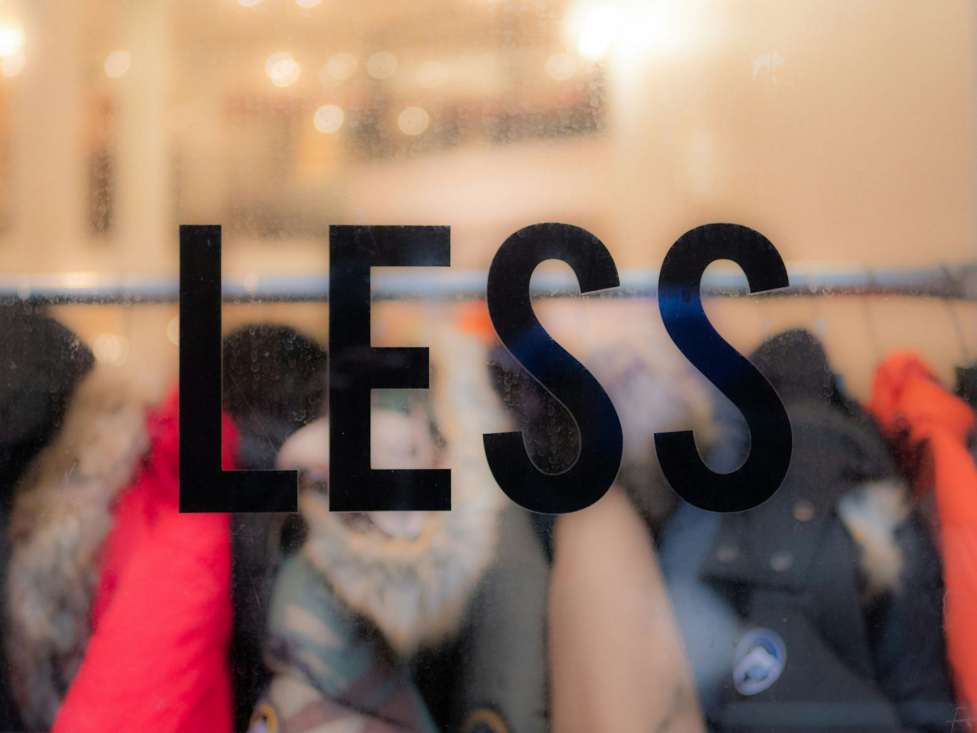Beauty rest reduces wrinkles (Image by theblowup/Unsplash)